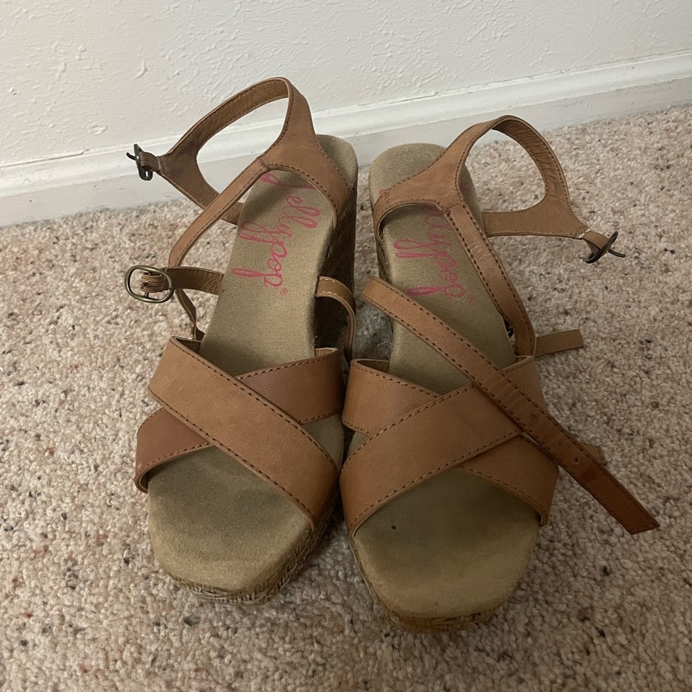Brown wedges